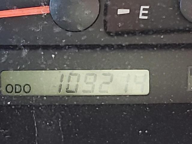 Photo 8 from auction – 2002 TOYOTA CAMRY LE with VIN 4T1BE32K62U082365