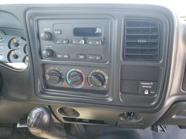Photo 9 from auction – 2004 CHEVROLET SILVERADO with VIN 1GCEC14X74Z294332