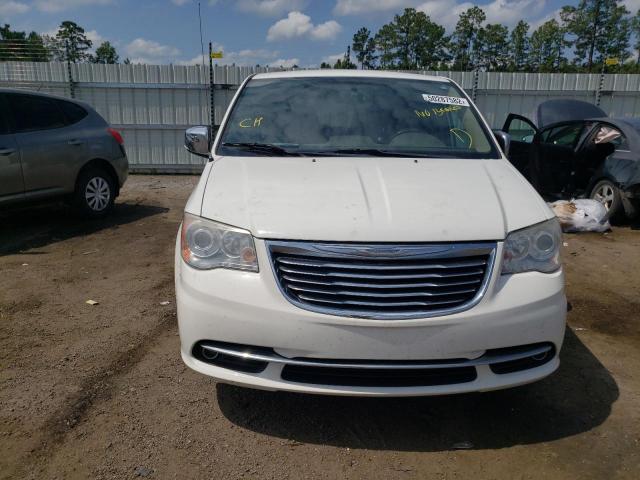 Photo 9 from auction – 2013 CHRYSLER TOWN & COU with VIN 2C4RC1GG0DR694594