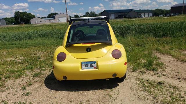 Photo 9 from auction – 2002 VOLKSWAGEN NEW BEETLE with VIN 3VWCP21CX2M438468
