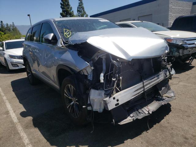 TOYOTA HIGHLANDER 2019 with VIN 5TDZARFH2KS042319 - Photo from auction
