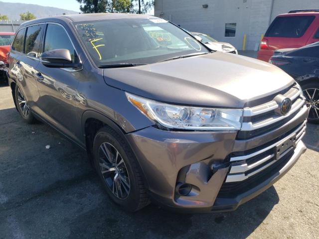 TOYOTA HIGHLANDER 2019 with VIN 5TDBZRFH3KS971512 - Photo from auction