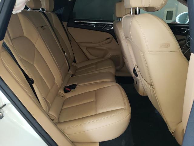 Photo 6 from auction – 2018 PORSCHE MACAN with VIN WP1AA2A50JLB17745