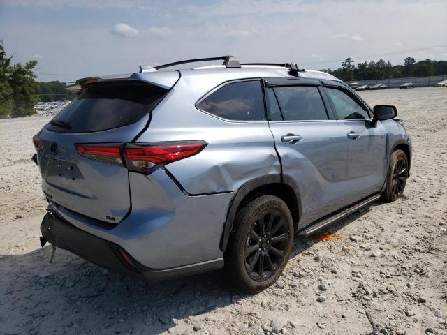 Photo 4 from auction – 2022 TOYOTA HIGHLANDER with VIN 5TDGZRAH9NS108571