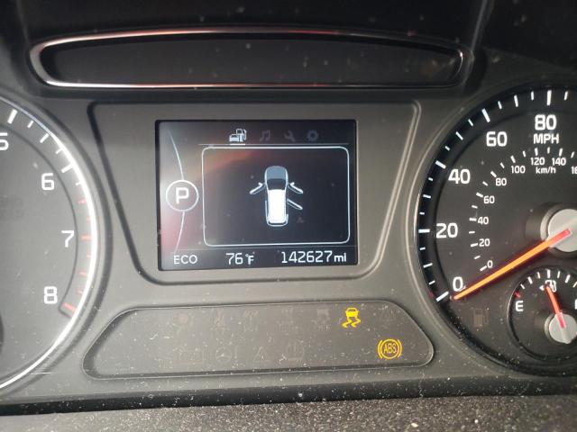 Photo 8 from auction – 2016 KIA SORENTO LX with VIN 5XYPG4A31GG087566