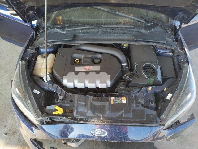 Photo 7 from auction – 2017 FORD FOCUS ST with VIN 1FADP3L95HL262069