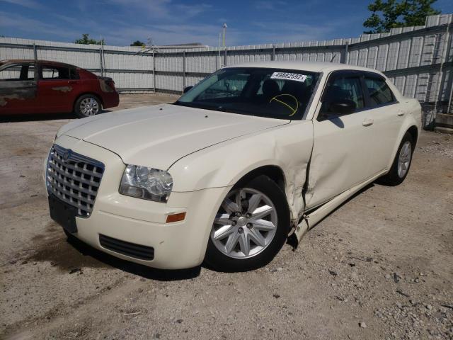 Photo 2 from auction – 2008 CHRYSLER 300 LX with VIN 2C3KA43RX8H146893
