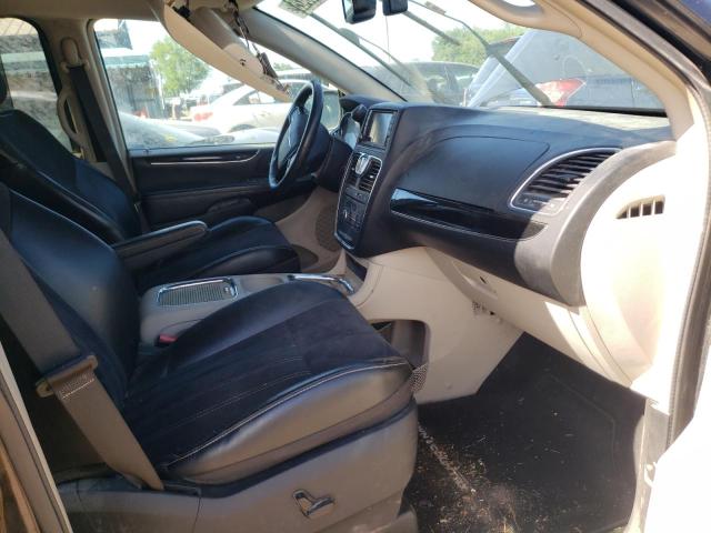 Photo 5 from auction – 2014 CHRYSLER TOWN & COU with VIN 2C4RC1CG2ER224462