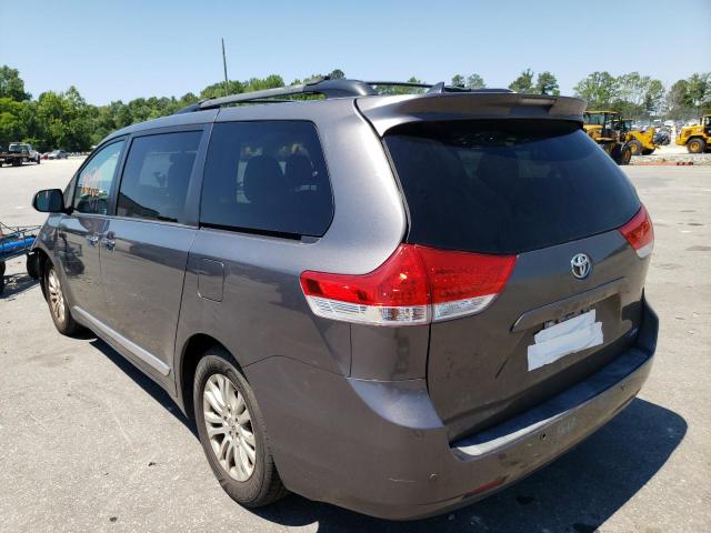 Photo 3 from auction – 2011 TOYOTA SIENNA XLE with VIN 5TDYK3DC3BS151031