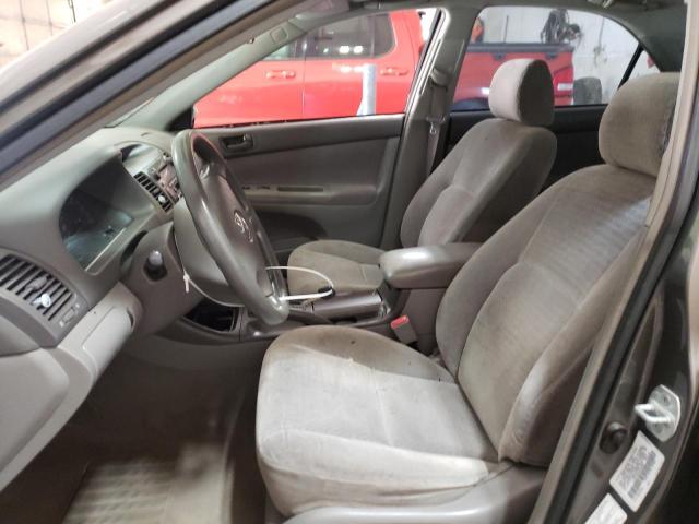 Photo 5 from auction – 2002 TOYOTA CAMRY LE with VIN 4T1BF30K02U515002