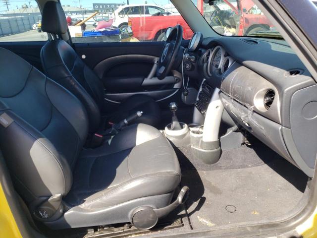 Photo 5 from auction – 2005 MINI COOPER S with VIN WMWRE33495TD94662