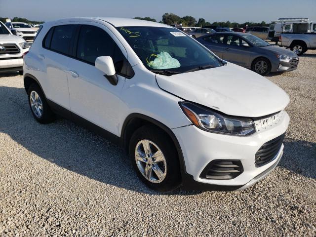 CHEVROLET TRAX LS 2020 with VIN KL7CJKSB6LB088949 - Photo from auction