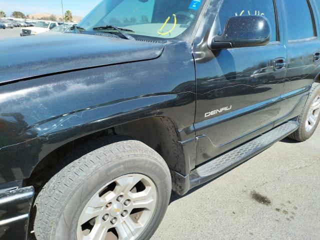 Photo 9 from auction – 2005 GMC YUKON DENA with VIN 1GKEK63U55J120786
