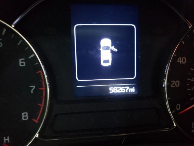 Photo 8 from auction – 2018 KIA FORTE LX with VIN 3KPFK4A76JE276828