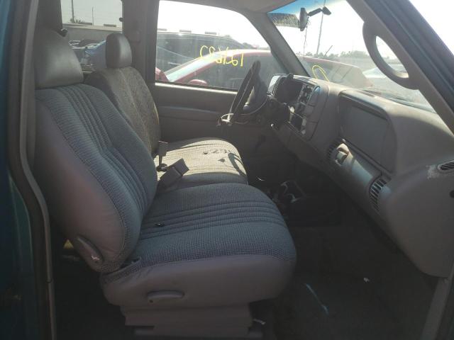 Photo 5 from auction – 1997 CHEVROLET GMT-400 C1 with VIN 1GCEC19R8VE239150