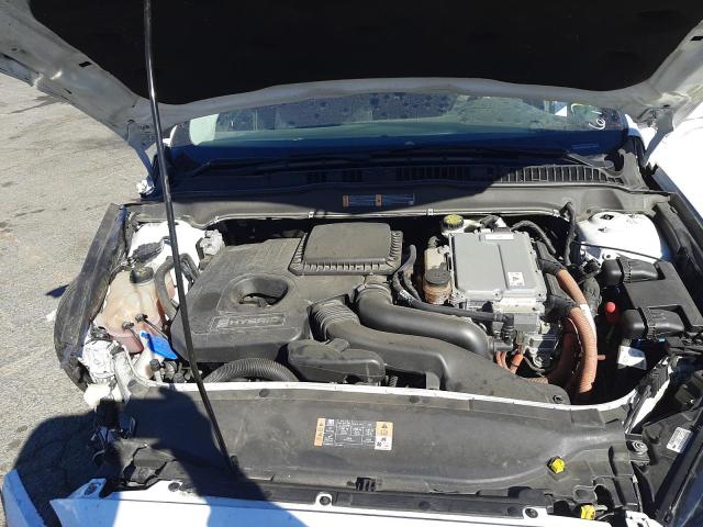 Photo 7 from auction – 2016 FORD FUSION SE with VIN 3FA6P0LU2GR404843