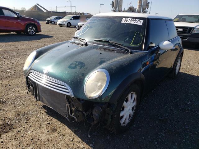 Photo 2 from auction – 2004 MINI COOPER with VIN WMWRC334X4TC51031