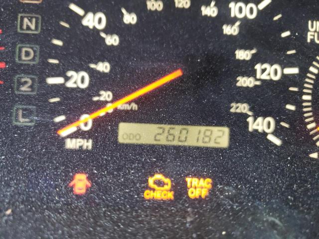 Photo 8 from auction – 2000 LEXUS ES 300 with VIN JT8BF28G9Y5095921