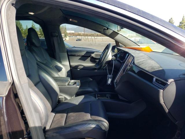 Photo 5 from auction – 2016 TESLA MODEL X with VIN 5YJXCBE41GF012165