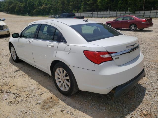 Photo 3 from auction – 2013 CHRYSLER 200 TOURIN with VIN 1C3CCBBG3DN556391