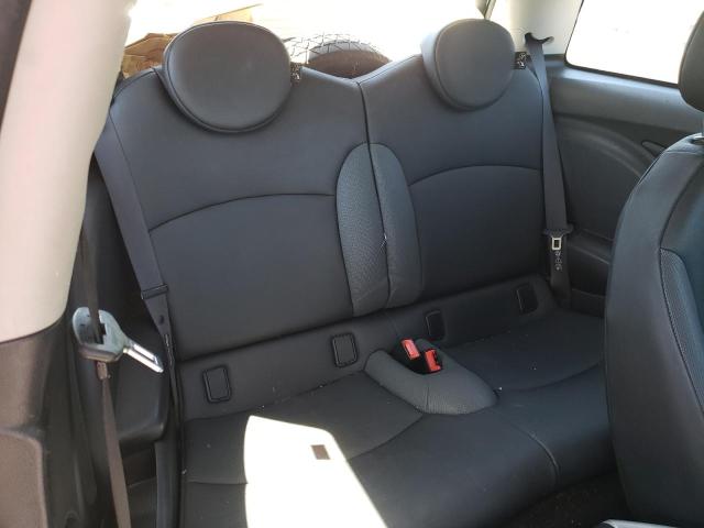 Photo 6 from auction – 2008 MINI COOPER with VIN WMWMF33588TT60181