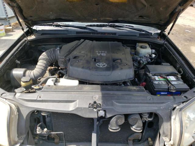 Photo 7 from auction – 2004 TOYOTA 4RUNNER SR with VIN JTEZU14R948020938