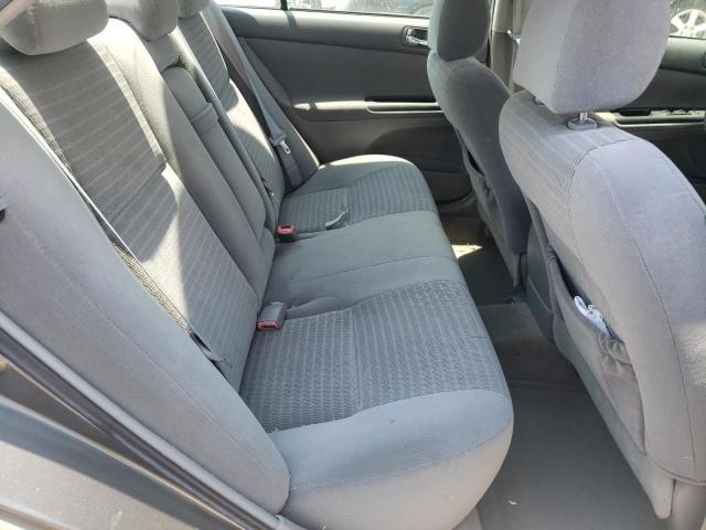 Photo 6 from auction – 2005 TOYOTA CAMRY LE with VIN 4T1BE30K35U616378