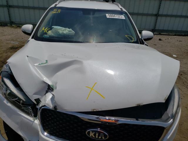 Photo 7 from auction – 2017 KIA SORENTO EX with VIN 5XYPH4A55HG314077