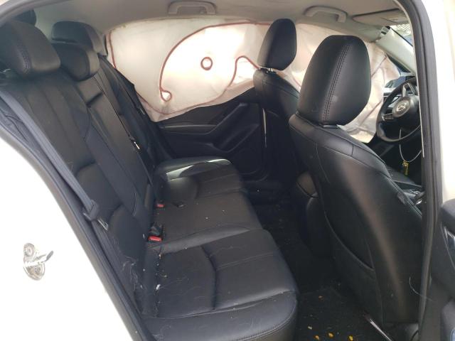 Photo 6 from auction – 2018 MAZDA 3 TOURING with VIN 3MZBN1L37JM275821