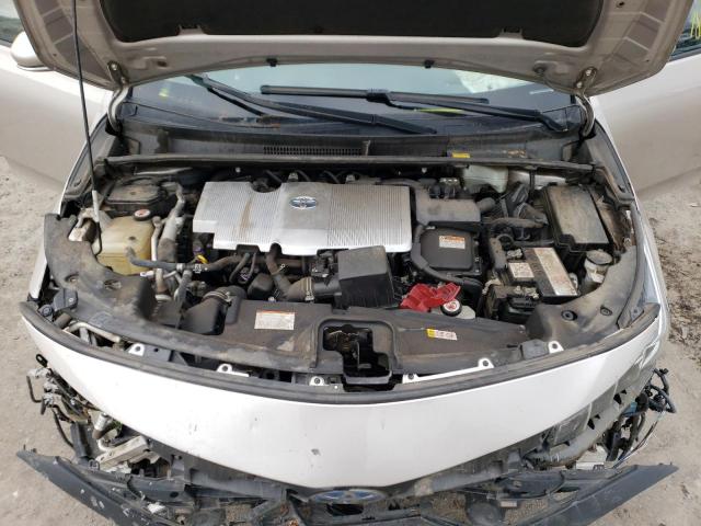 Photo 7 from auction – 2017 TOYOTA PRIUS PRIM with VIN JTDKARFP9H3023995