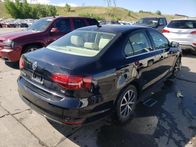 Photo 4 from auction – 2017 VOLKSWAGEN JETTA SE with VIN 3VWB67AJ4HM374379