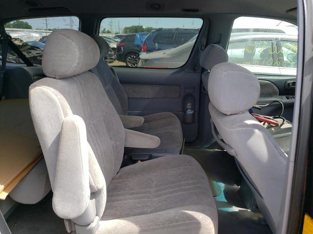 Photo 6 from auction – 2000 TOYOTA SIENNA LE with VIN 4T3ZF13C6YU259326