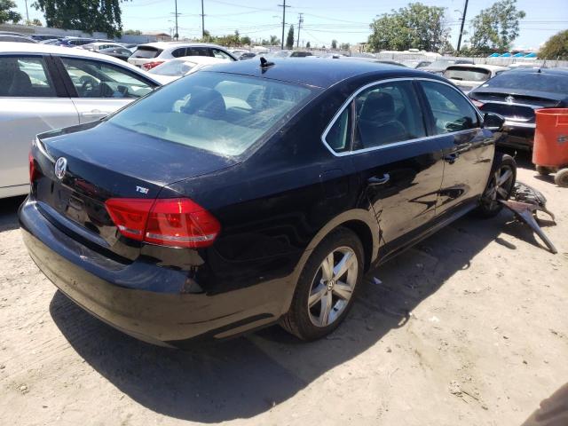 Photo 4 from auction – 2015 VOLKSWAGEN PASSAT S with VIN 1VWAT7A38FC084330