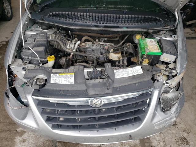 Photo 7 from auction – 2007 CHRYSLER TOWN & COU with VIN 2A4GP54LX7R195157