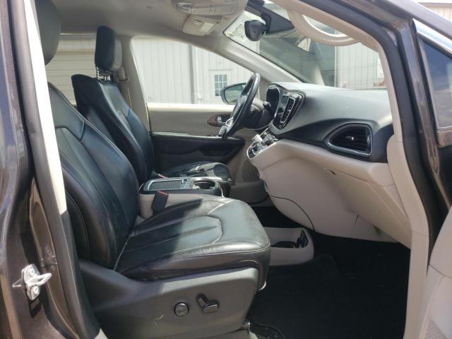 Photo 5 from auction – 2017 CHRYSLER PACIFICA T with VIN 2C4RC1EGXHR541830