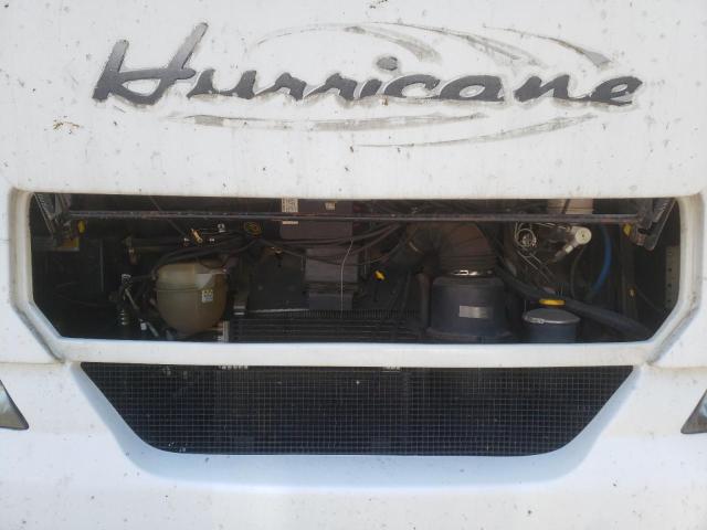 Photo 7 from auction – 2004 FOUR HURRICANE with VIN 1F6LF53S040A02992