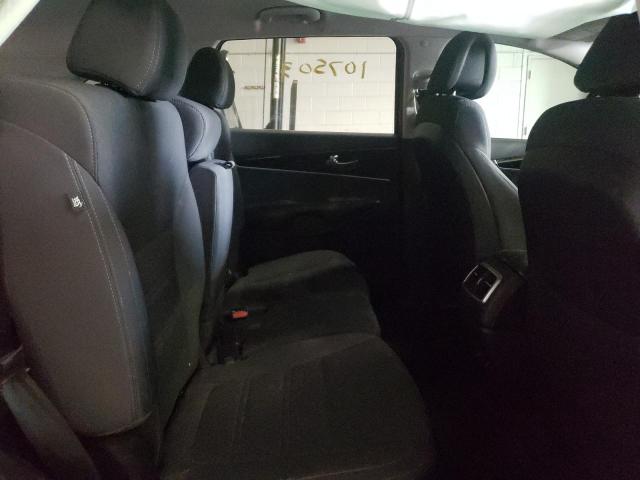 Photo 6 from auction – 2016 KIA SORENTO LX with VIN 5XYPGDA34GG089408