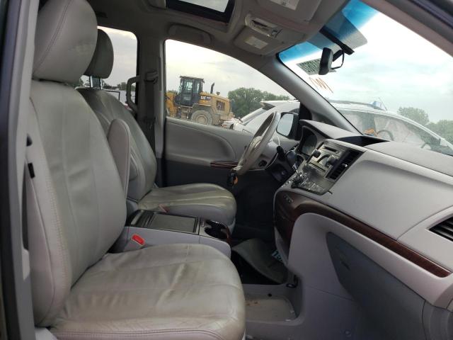 Photo 5 from auction – 2014 TOYOTA SIENNA XLE with VIN 5TDYK3DC7ES512829