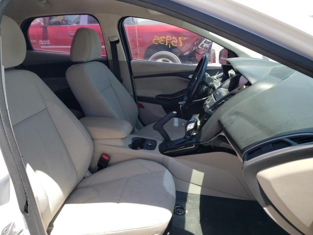 Photo 5 from auction – 2014 FORD FOCUS BEV with VIN 1FADP3R40EL299618