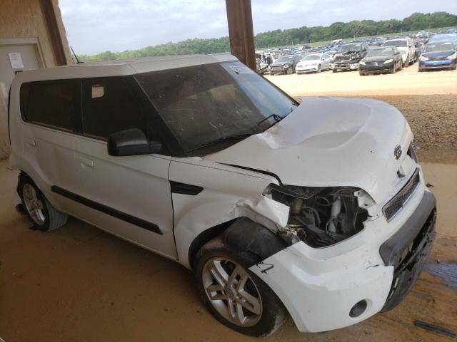 KIA SOUL 2010 with VIN KNDJT2A23A7138812 - Photo from auction