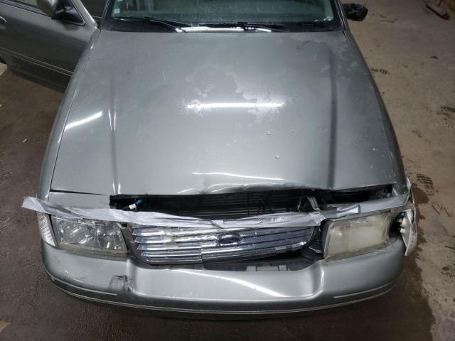 Photo 7 from auction – 2003 FORD CROWN VICT with VIN 2FAFP73W23X109912