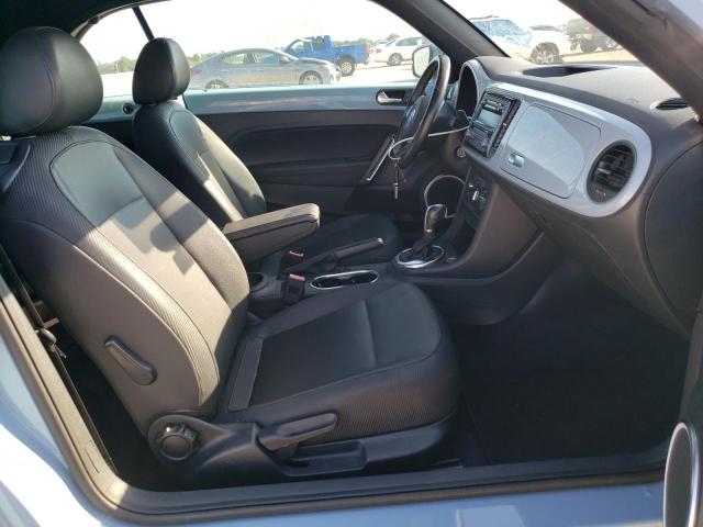 Photo 5 from auction – 2014 VOLKSWAGEN BEETLE with VIN 3VW517AT1EM813787