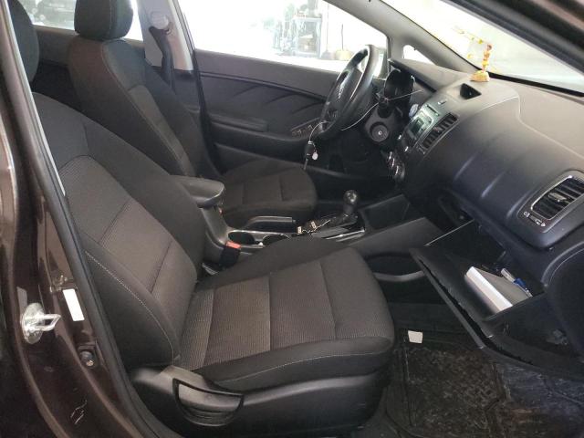 Photo 5 from auction – 2018 KIA FORTE LX with VIN 3KPFK4A75JE227037