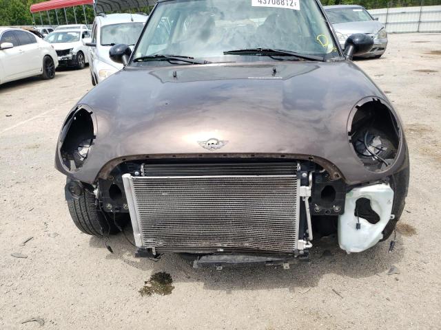 Photo 9 from auction – 2011 MINI COOPER with VIN WMWSU3C55BT099869