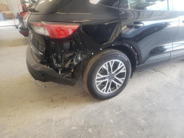Photo 9 from auction – 2020 FORD ESCAPE SEL with VIN 1FMCU0H63LUA06894