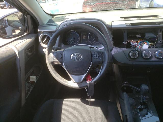 Photo 9 from auction – 2018 TOYOTA RAV4 LE with VIN 2T3ZFREV5JW473307
