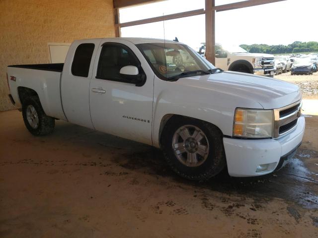 CHEVROLET SILVERADO 2007 with VIN 2GCEK19J271608568 - Photo from auction
