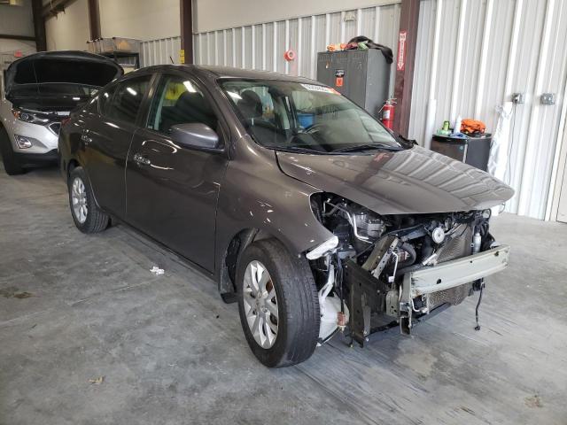 NISSAN VERSA S 2017 con VIN 3N1CN7AP1HL896099 - Foto de la subasta