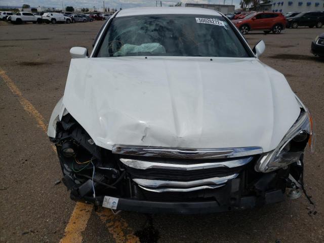 Photo 7 from auction – 2013 CHRYSLER 200 TOURIN with VIN 1C3CCBBB0DN695267