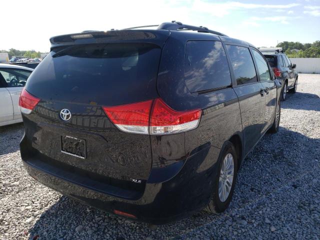 Photo 4 from auction – 2012 TOYOTA SIENNA XLE with VIN 5TDYK3DC1CS199662